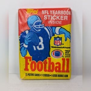 Vtg 1985 Topps NFL Team Card Pack